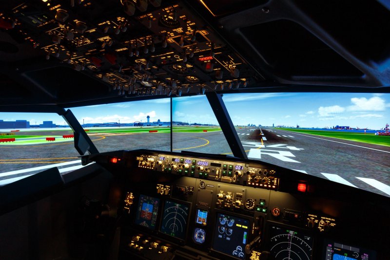 Boeing 737-800 Cockpit