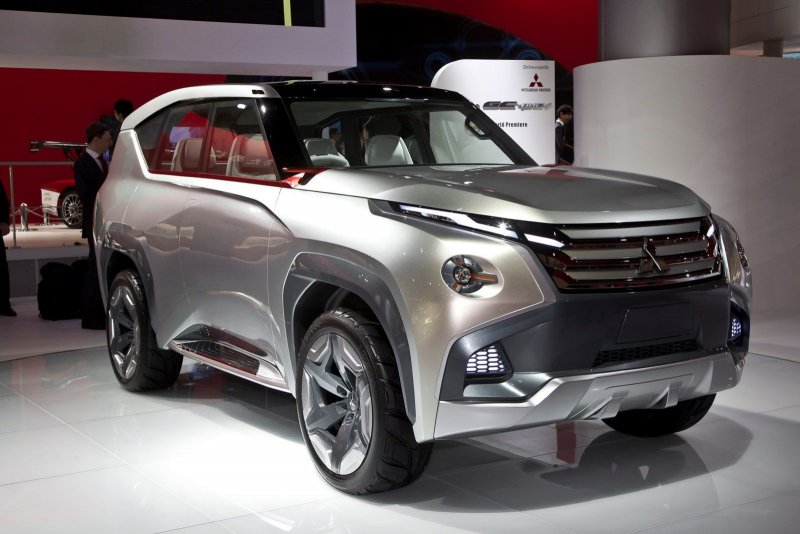 Mitsubishi Pajero 2021