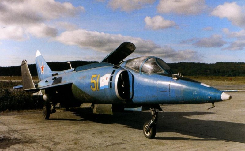 Як-38 кабина