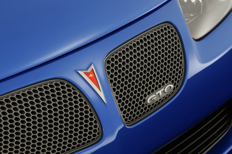 Эмблема бренда Pontiac