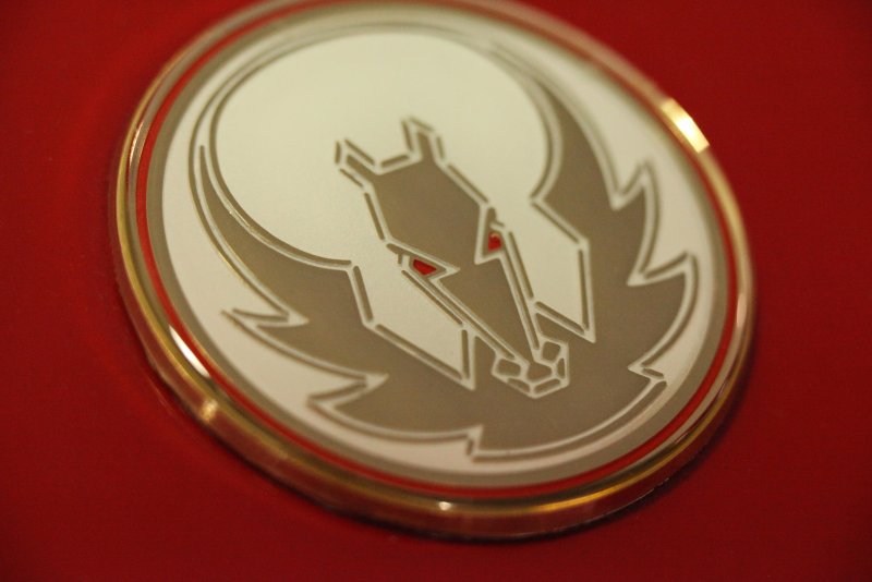 Понтиак знак на машине