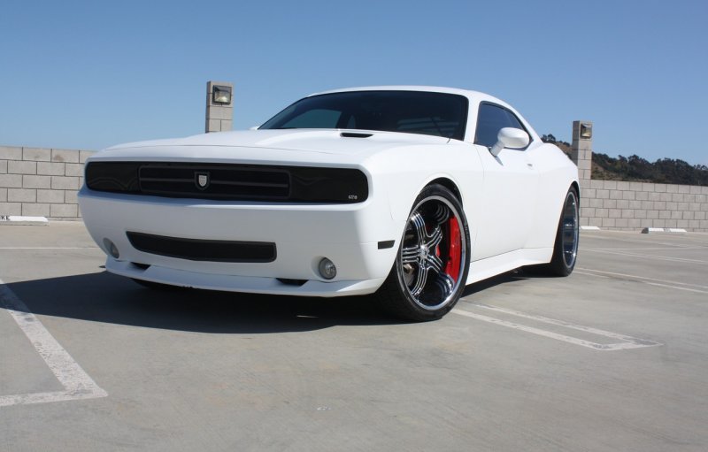 Dodge Challenger тюнингованный