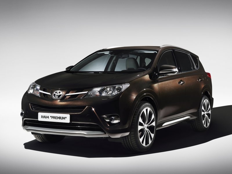 Toyota rav4 коричневый