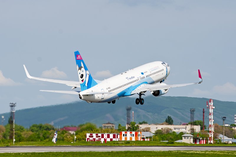 757 UTAIR