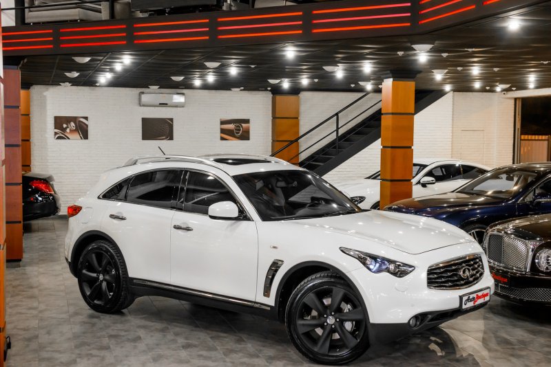 Infiniti fx37