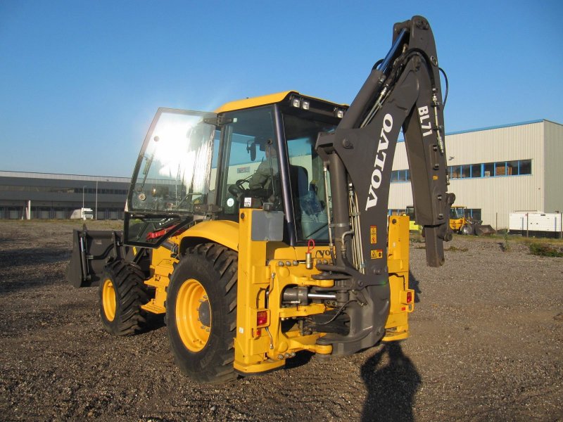 Экскаватор-погрузчик Terex 860