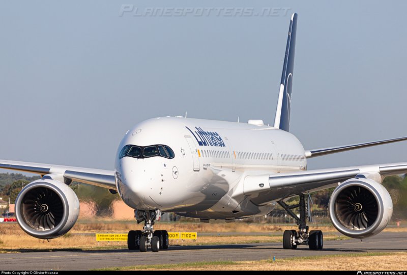 Airbus a350-941