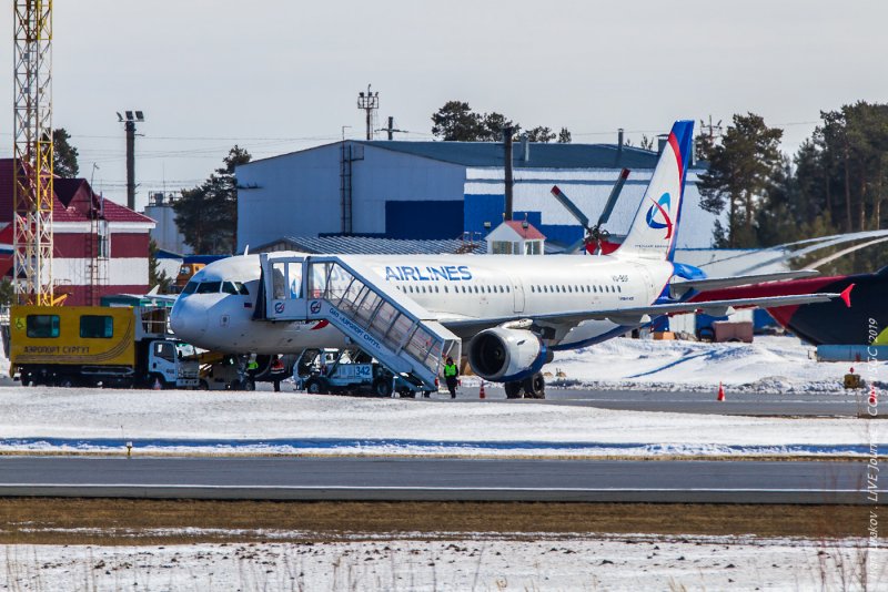 Посадка самолёта Боинг 737