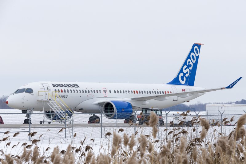 Бомбардье cs300