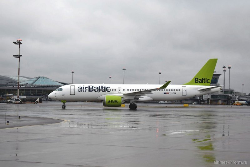 Сборка авиалайнеров Bombardier cs300