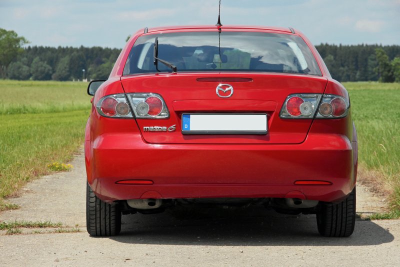 Мазда 6 gg 2.0 Sport