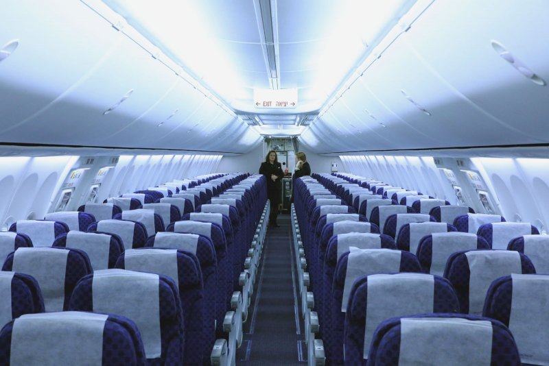 Боинг 737-900 er салон