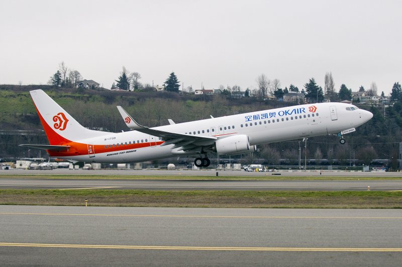 EO-1834 Boeing 737-900