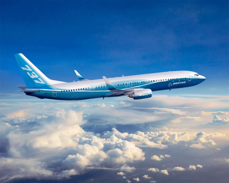 737 900 S7
