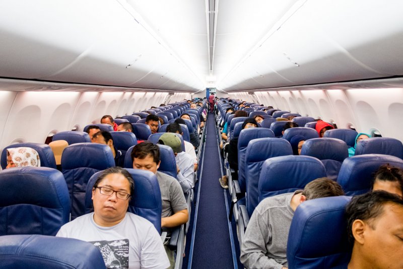 ЮТЭЙР 737-80
