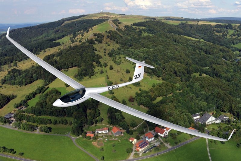 Ash 26 RC Glider