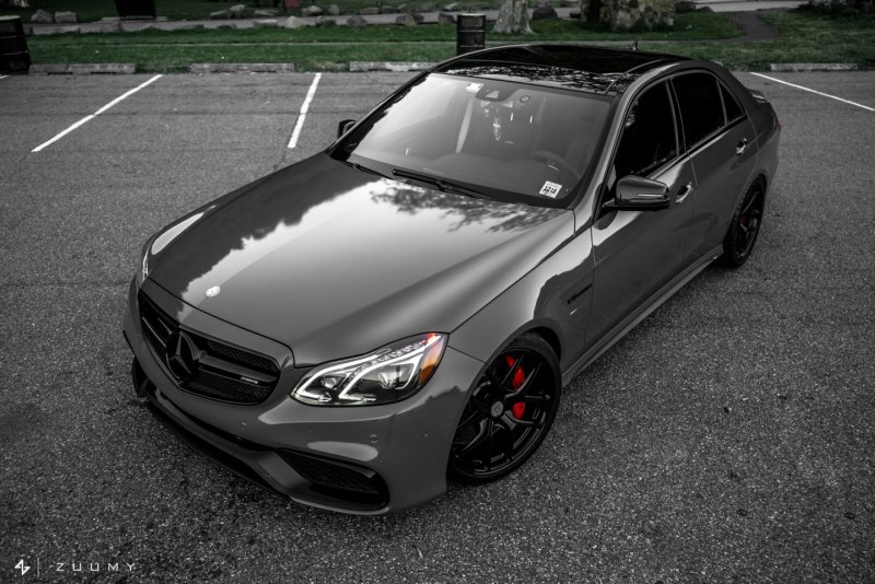 Мерседес е63 AMG черный матовый
