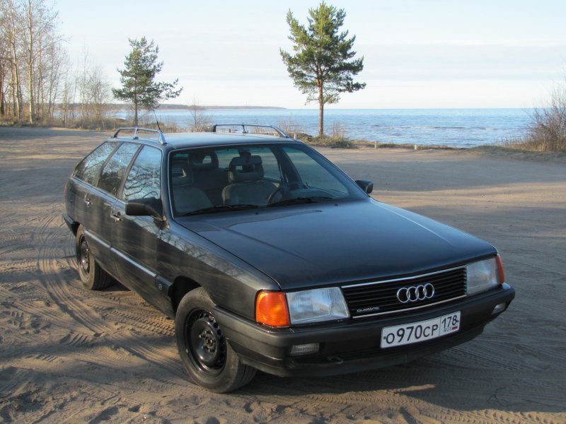 Audi 100 avant III