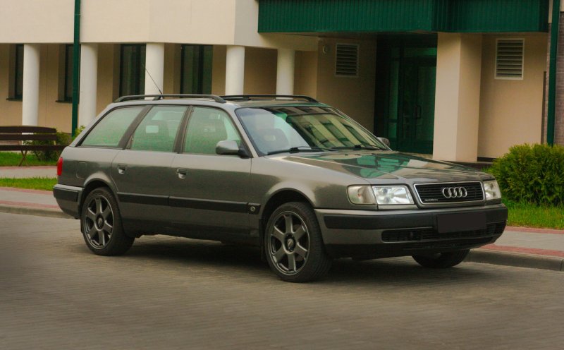 Ауди 100 с4 Авант кватро