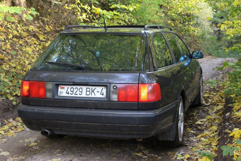 Ауди 100 Авант универсал