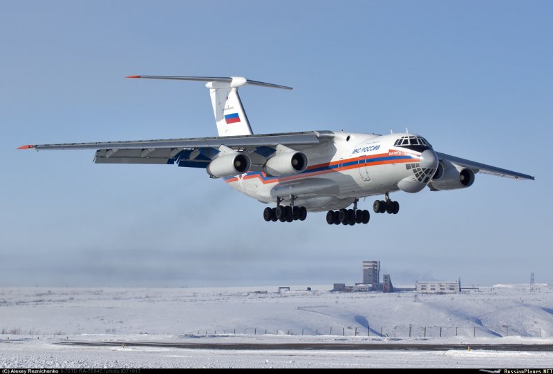 Самолет МЧС Воркута