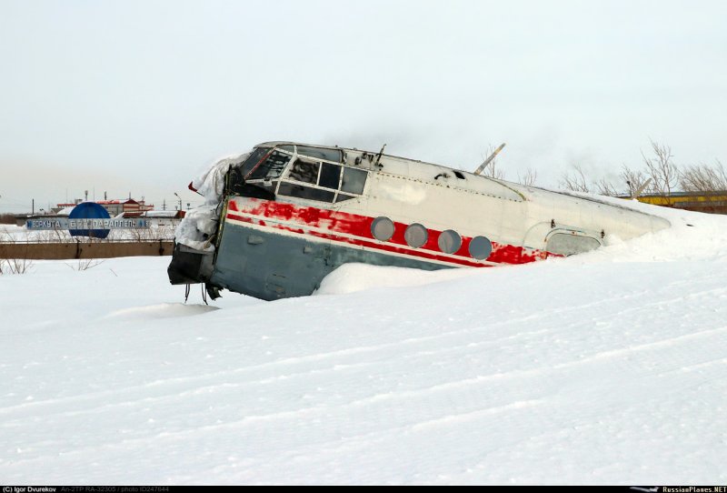 Памятник ми 8 в Воркуте