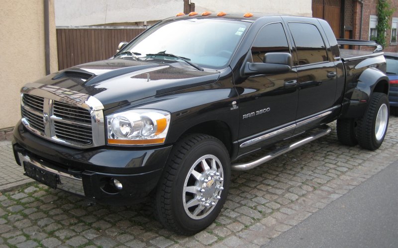 Додж Ram 3500
