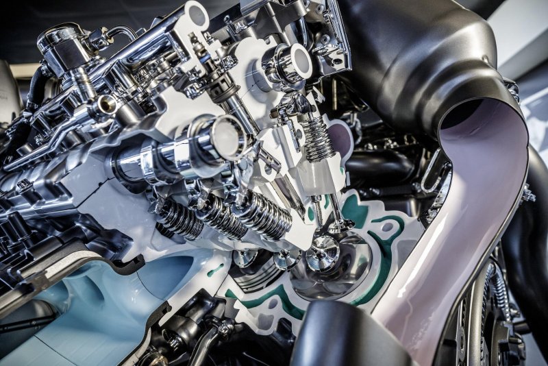 AMG v8