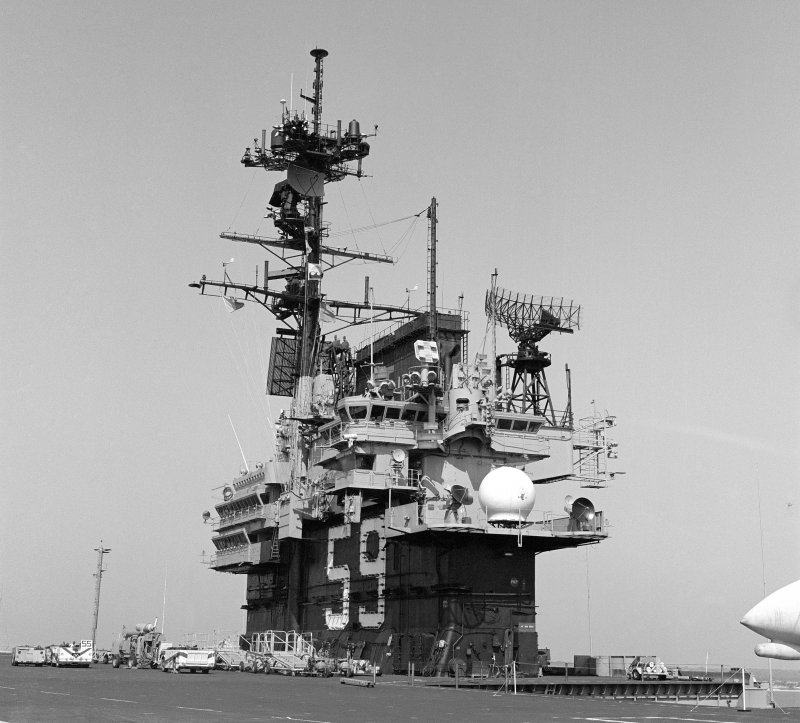 Авианосец Форрестол CV-59