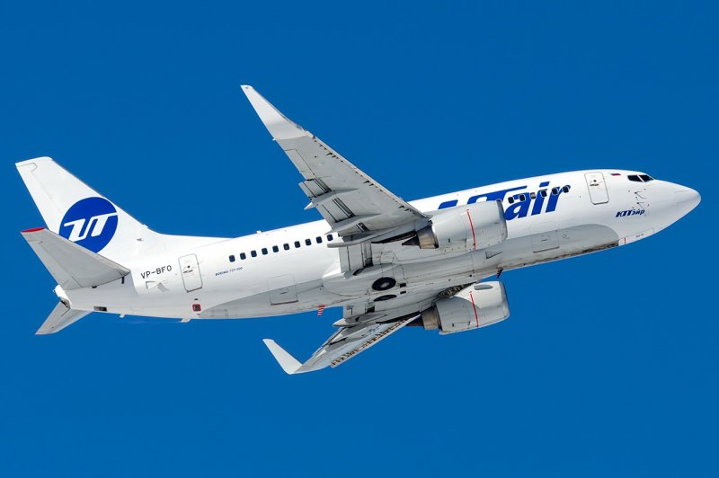 Боинг 737 UTAIR