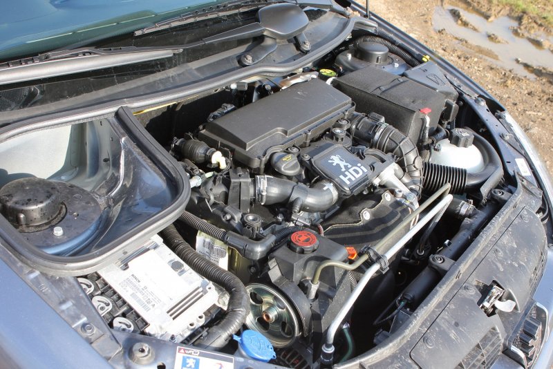 Peugeot 206 1.1 engine