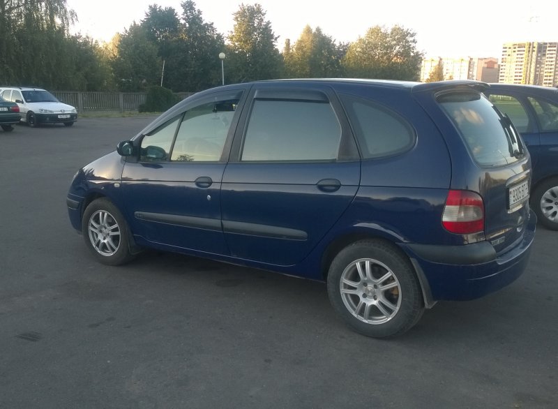 Спойлер Рено Сценик 1 1998