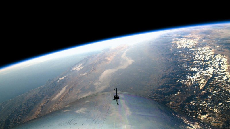 Virgin Galactic в космосе