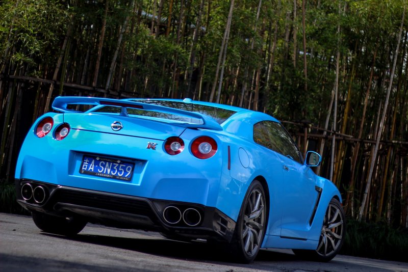 Nissan gt-r r35