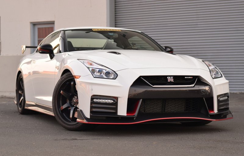 Nissan gt-r r35 Nismo
