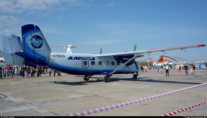 АН-38 кабина