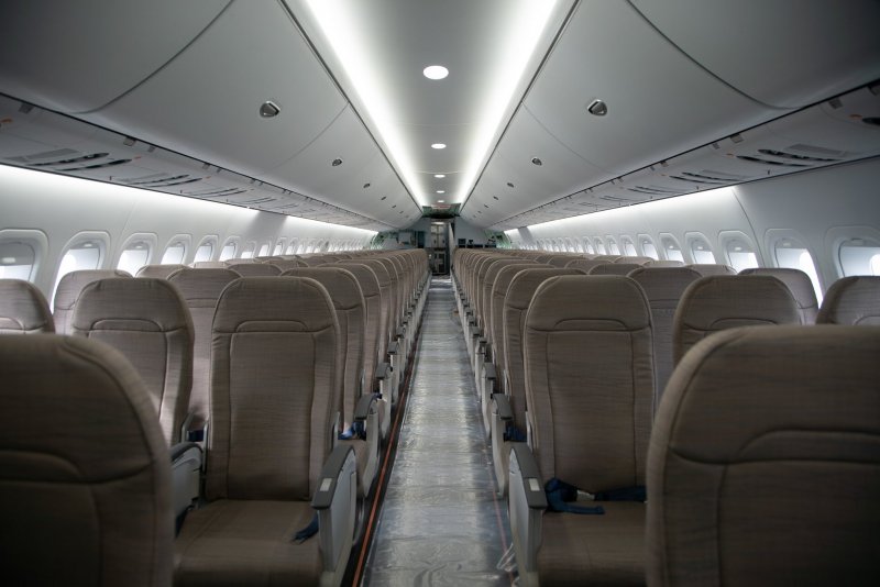 MC 21 300 салон