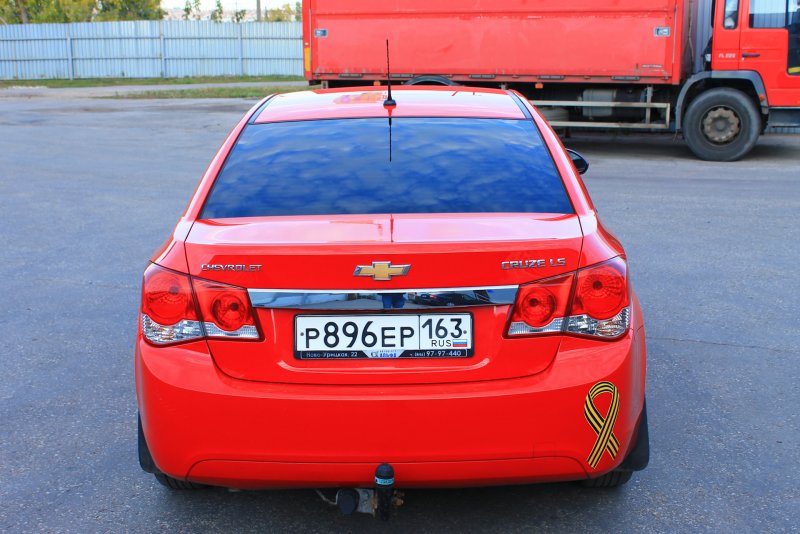 Chevrolet Cruze вид сзади
