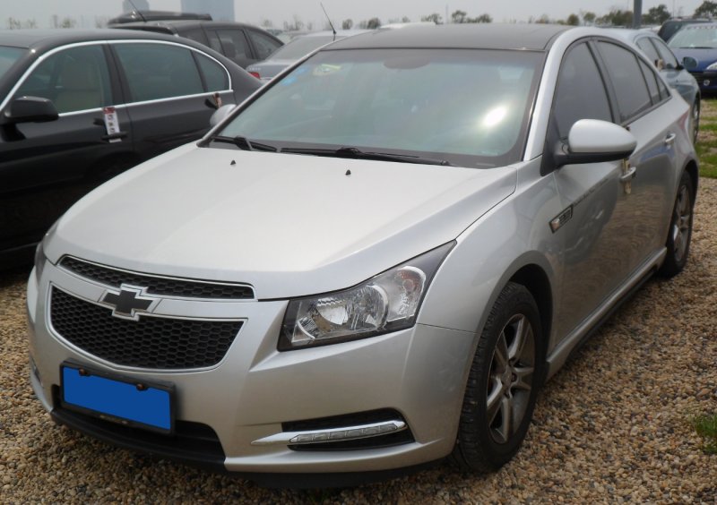 Шевроле Круз 300
