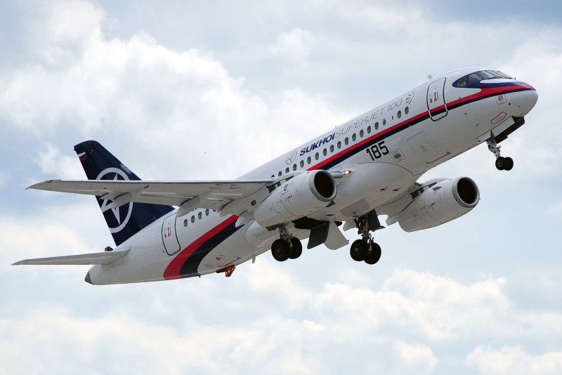 SSJ-100 («сухой Суперджет»)