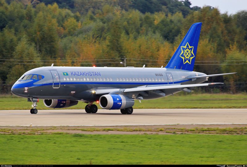 SSJ-100 («сухой Суперджет»)