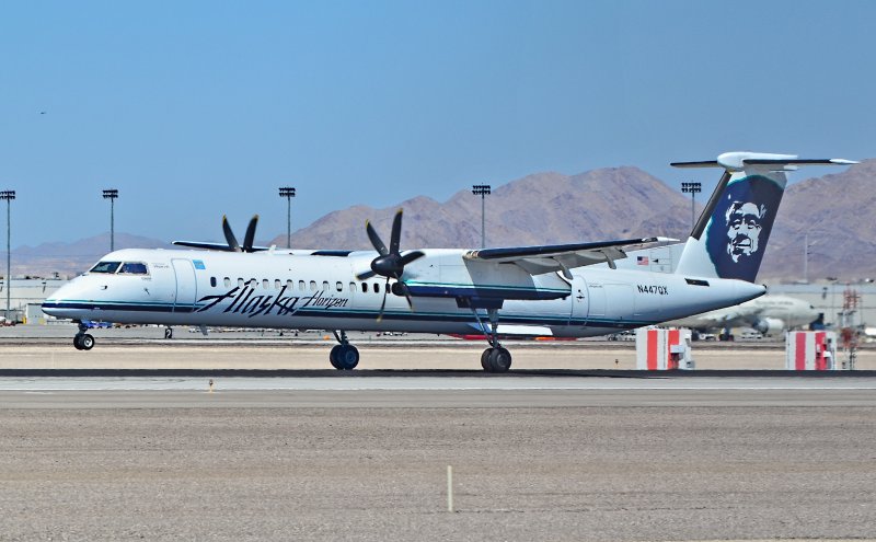 Самолет de Havilland DHC 8 Аврора