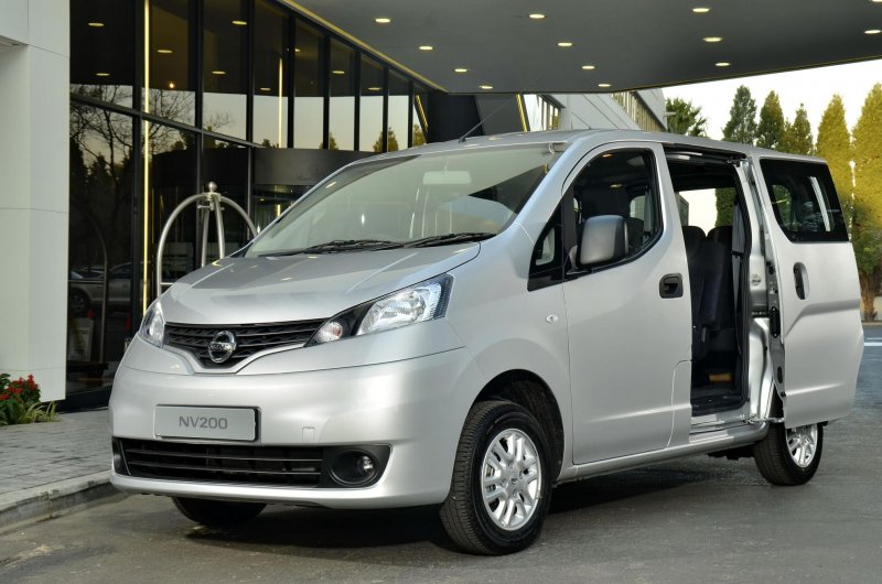 Nissan nv200 i