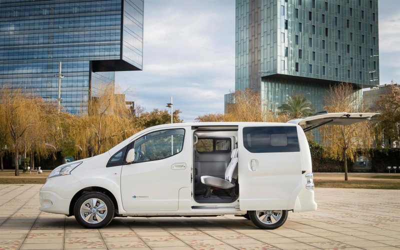 Nissan e nv200 электромобиль