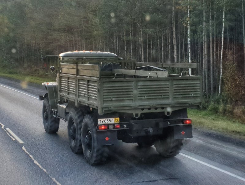 Военный тягач Кэт-л1