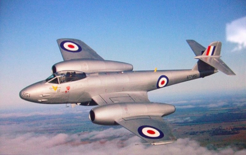 Gloster Meteor мир самолетов