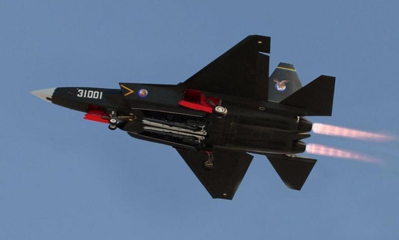Китайский истребитель j-31