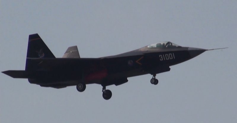 Китайский стелс-истребитель j-31
