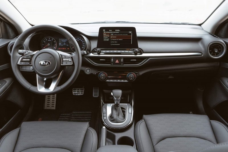 Kia Cerato 2017 салон Люкс