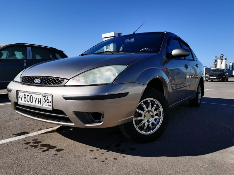 Focus 2004 седан